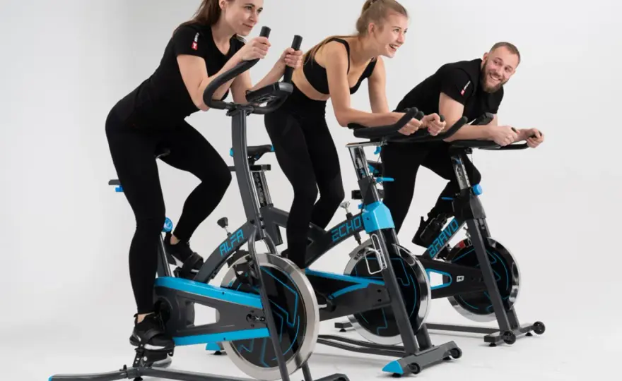 Spinning - co to jest i jak zacząć? Pełny przewodnik!